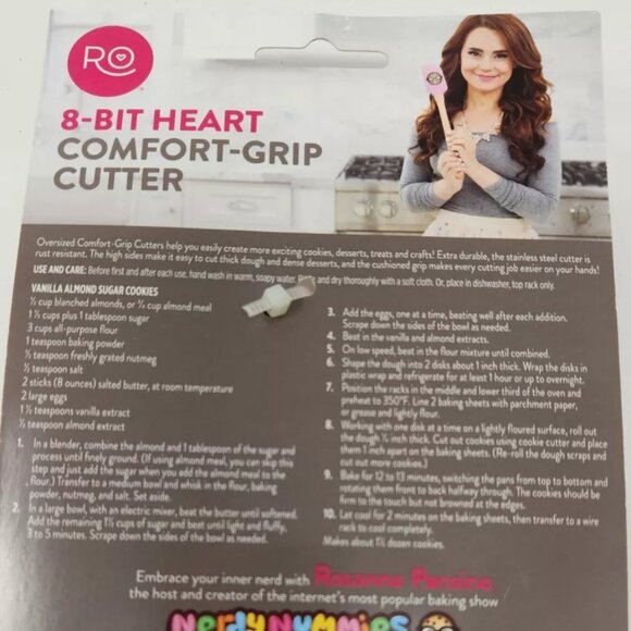 Rosanna Pansino 8 bit heart comfort grip cookie cutter Wilton b1 - Picture 3 of 3